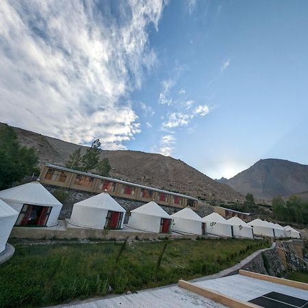 Apex Hotels And Resorts Hussaini Karimabad  Luaran gambar