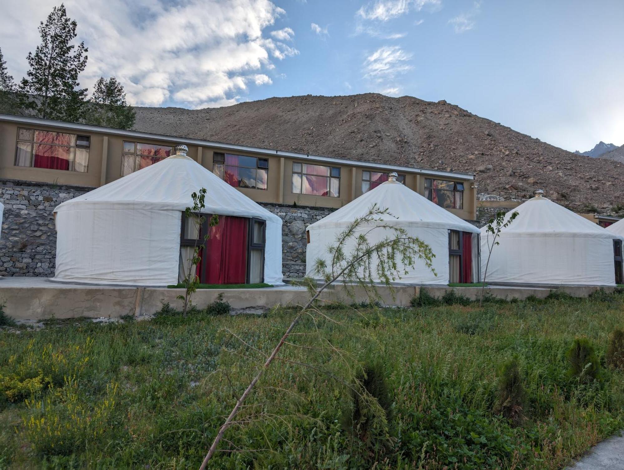 Apex Hotels And Resorts Hussaini Karimabad  Luaran gambar