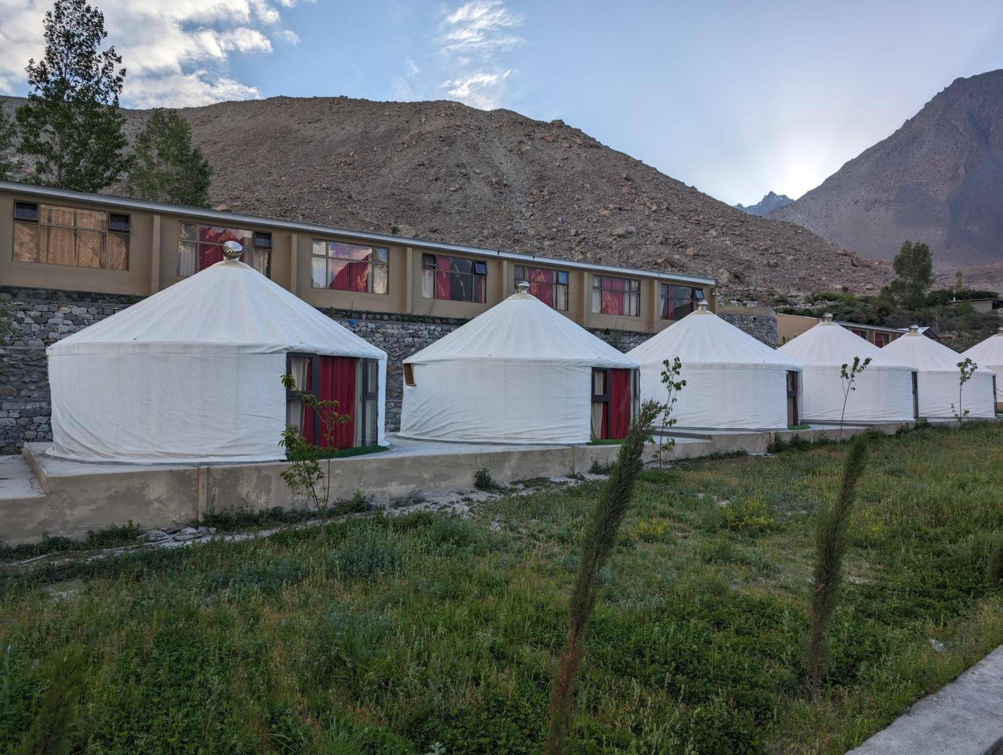 Apex Hotels And Resorts Hussaini Karimabad  Luaran gambar