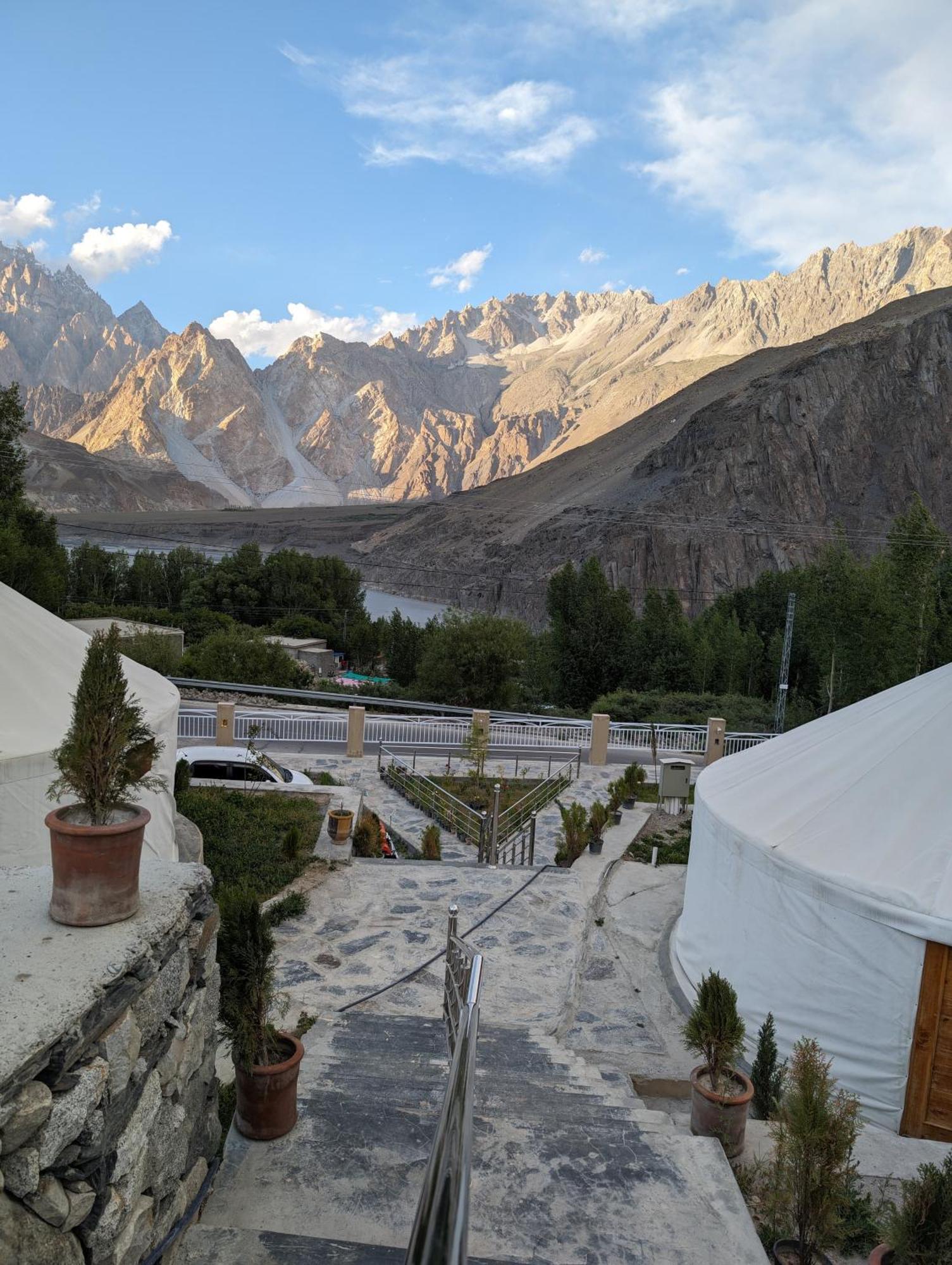 Apex Hotels And Resorts Hussaini Karimabad  Luaran gambar