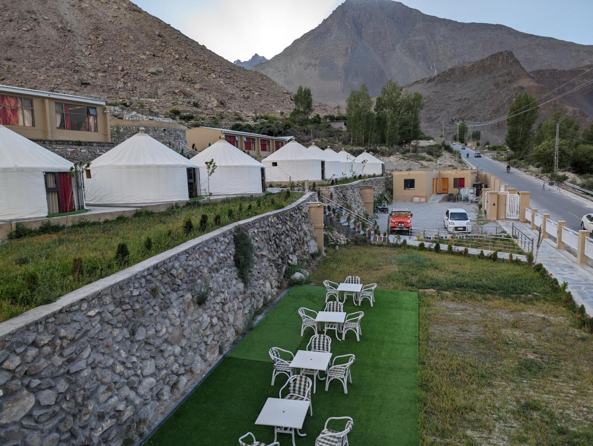 Apex Hotels And Resorts Hussaini Karimabad  Luaran gambar