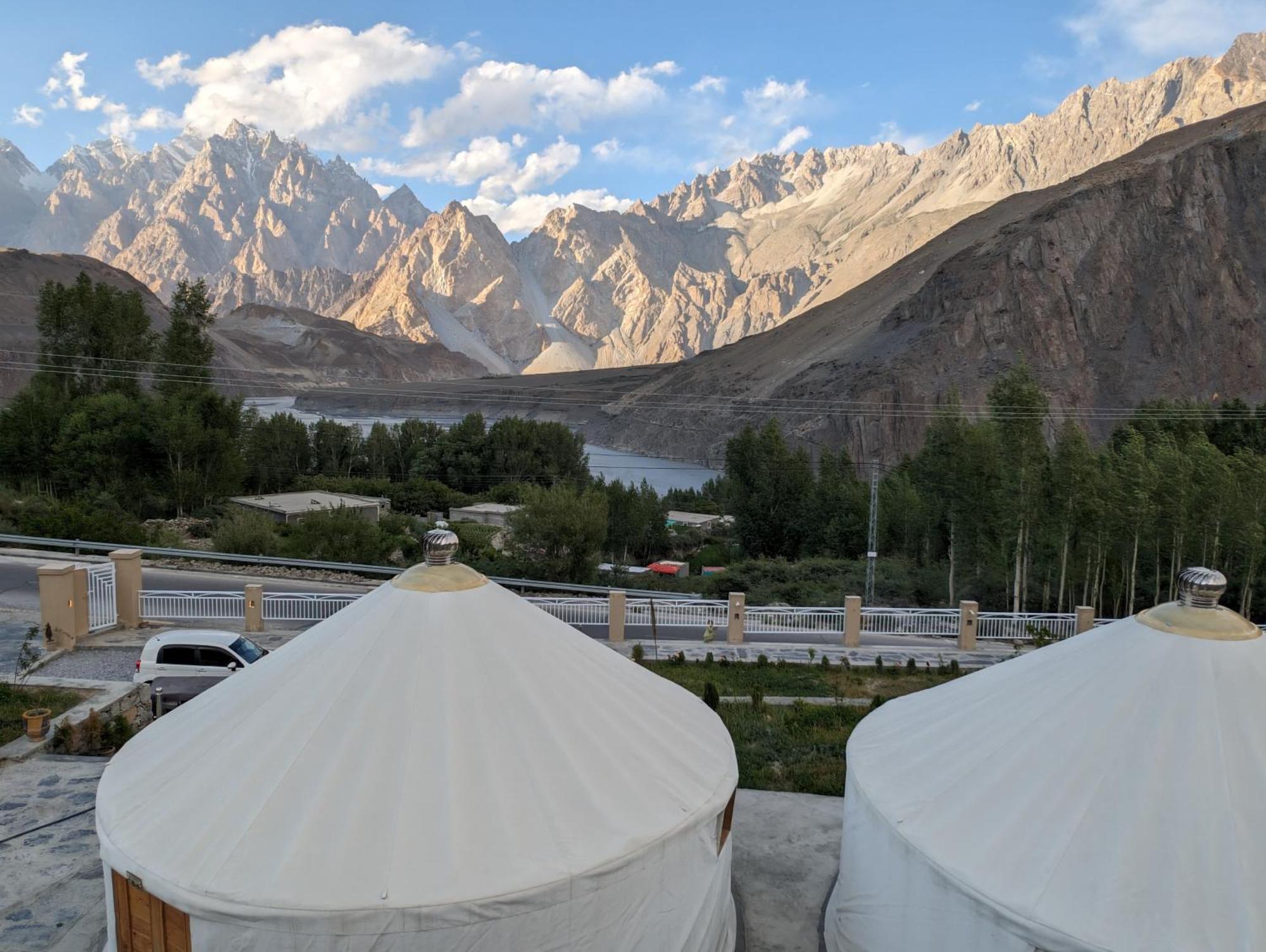 Apex Hotels And Resorts Hussaini Karimabad  Luaran gambar