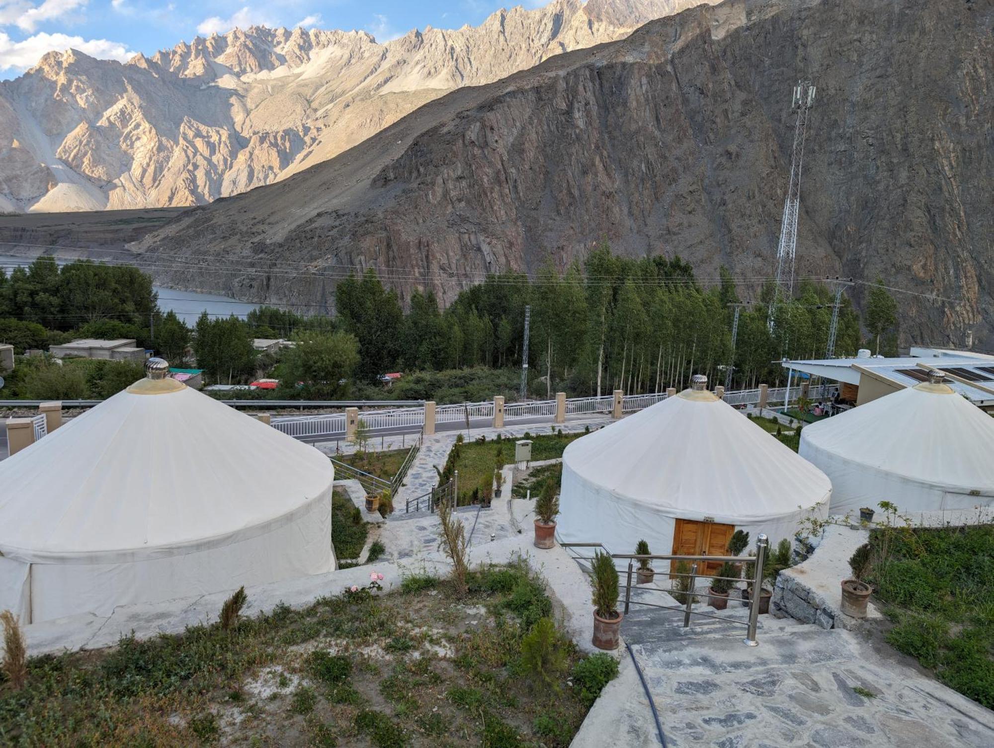 Apex Hotels And Resorts Hussaini Karimabad  Luaran gambar